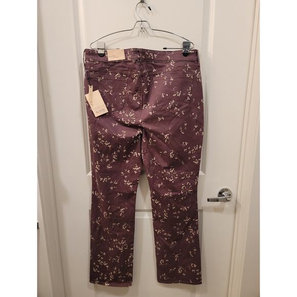 NYDJ Purple Floral Jeans - Picture 2 of 7